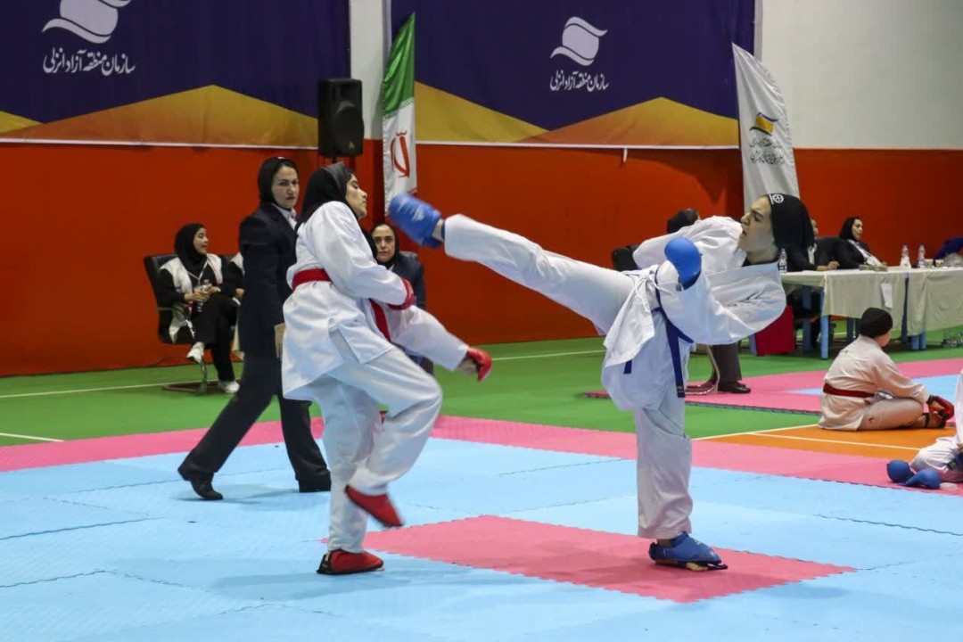 برگزاری مسابقات كاراته بانوان یادبود شهید محراب بشارتی در منطقه آزاد انزلی برگزاری مسابقات كاراته بانوان یادبود شهید محراب بشارتی در منطقه آزاد انزلی